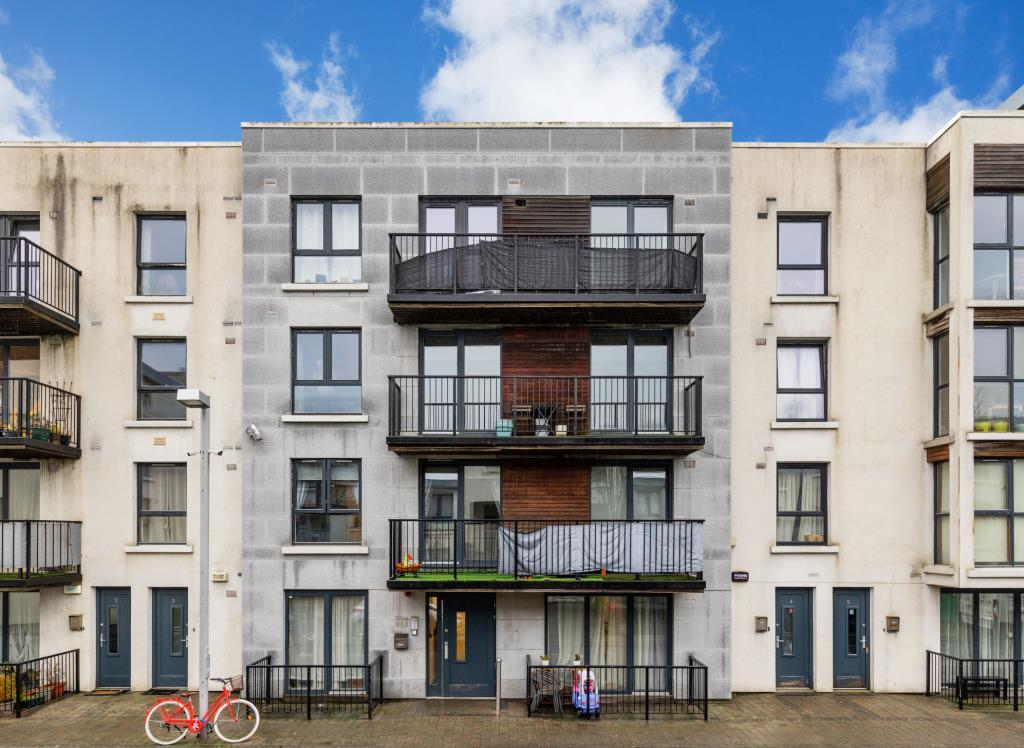 Main image of property: 41 Fairview Close, Drumcondra, Dublin 3, D03VV87