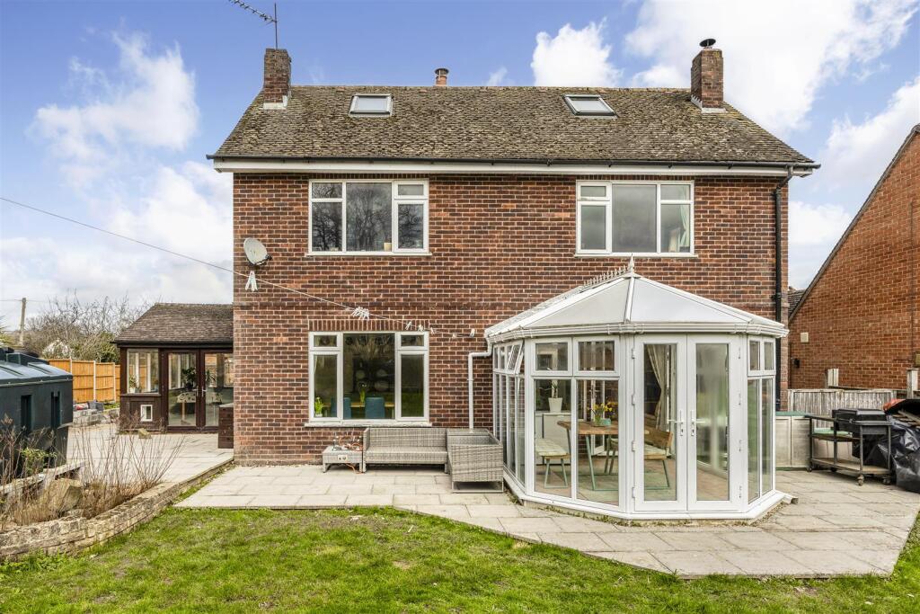 Main image of property: High Street, Twyning, Tewkesbury