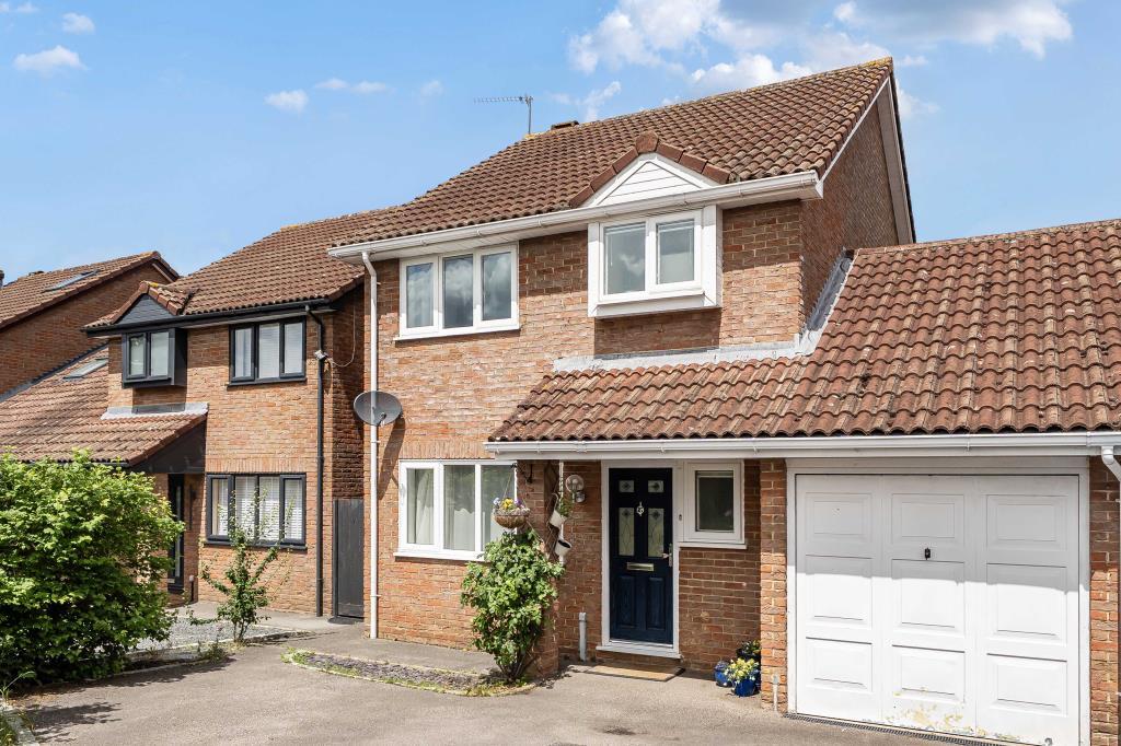 Main image of property: Highmoors, Chineham, RG24