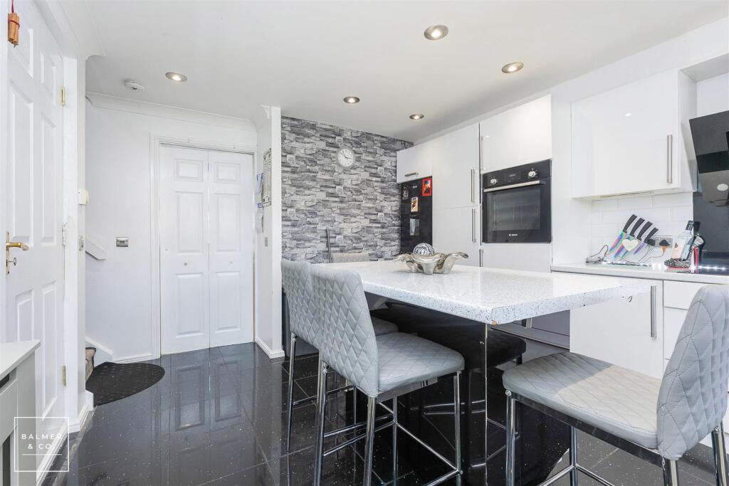 House in Wigan, Greater Manchester - View 5