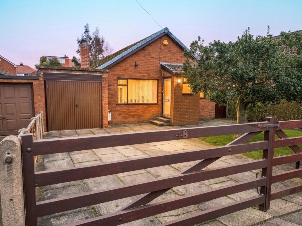 3-bed detached on Grimshaw Lane, Ormskirk, L39, £220,000