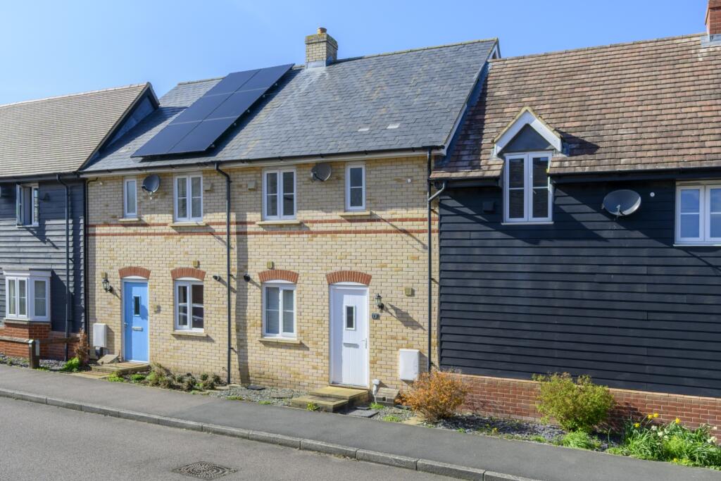 Main image of property: Valerian Way, Stotfold, Hitchin, SG5