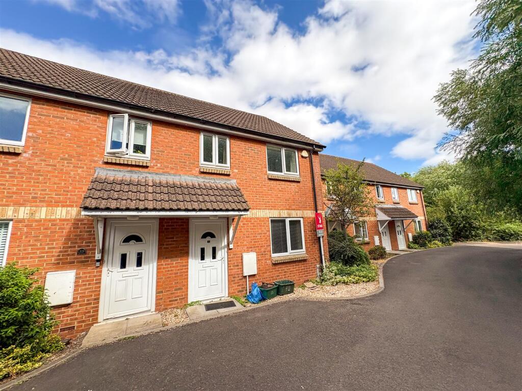 Main image of property: 57 Poplar Road