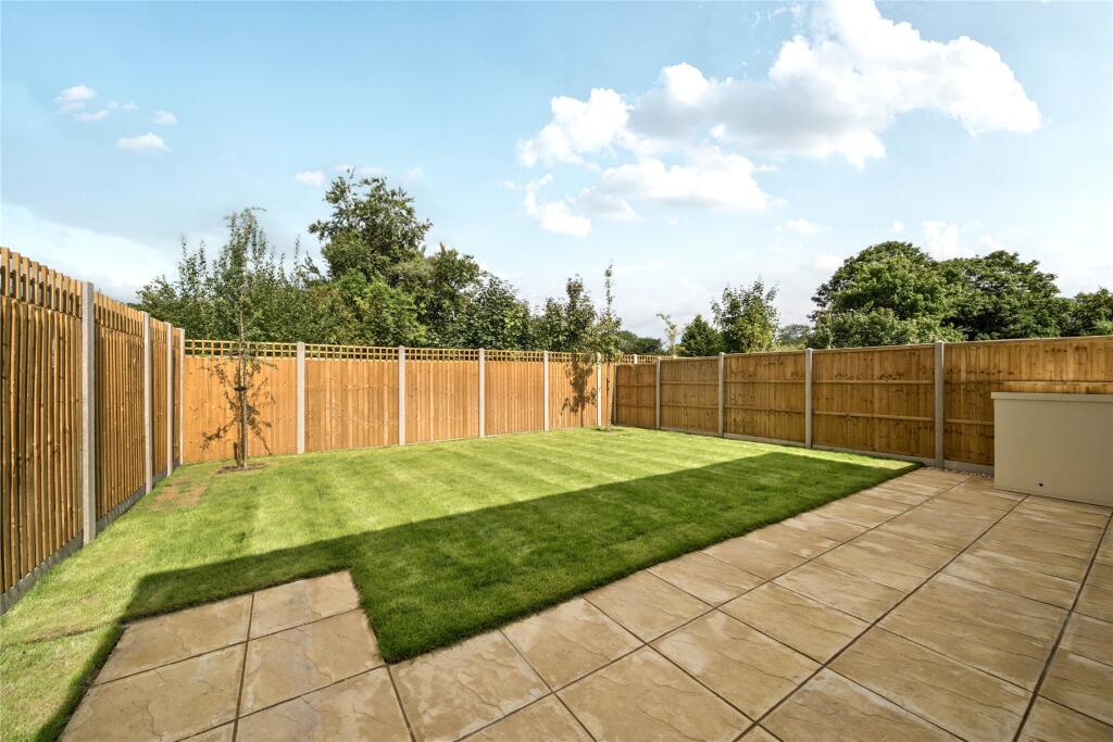 Send Barns Lane, Send, Surrey, GU23 photo 2