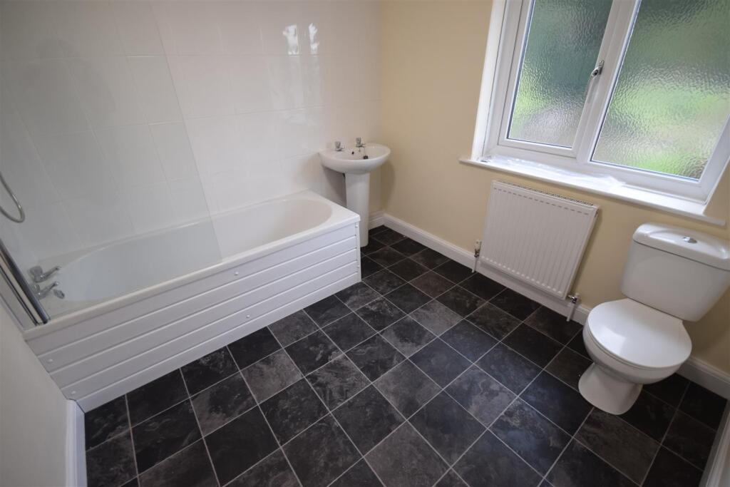 House in Knaresborough, North Yorkshire - More