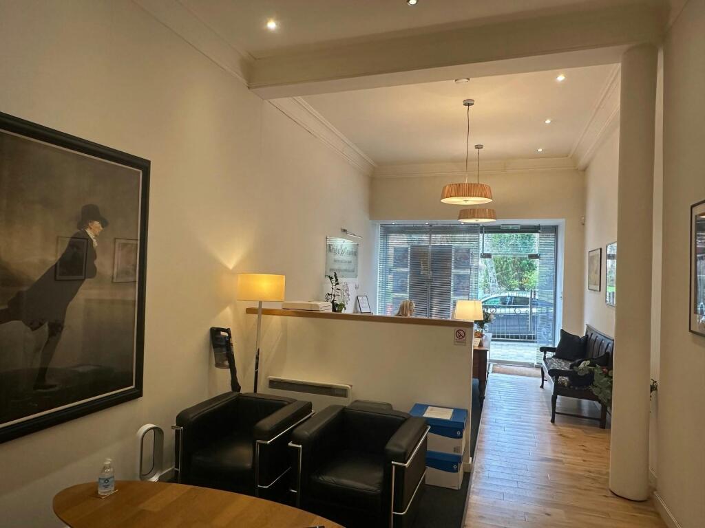 110 Drymen Rd , Bearsden - 002.jpg