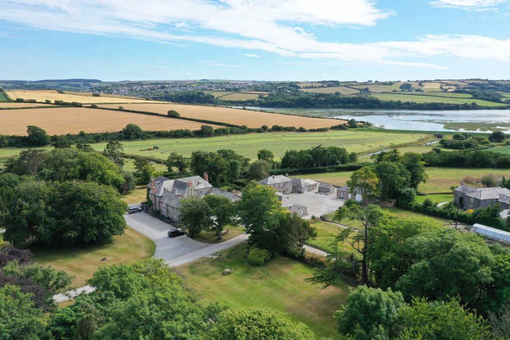 House in Trewornan Manor, St. Minver Highlands - View 2