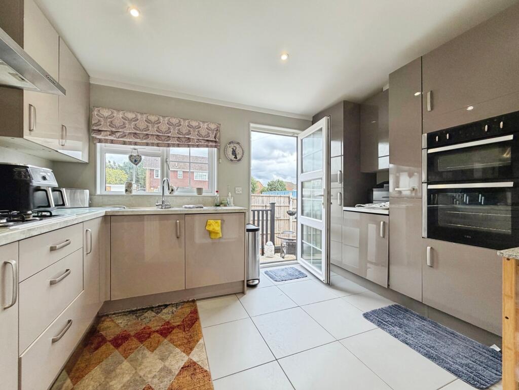 Hill Corner Farm Park, Sandy Lane, Farnborough, Hampshire, GU14 - More