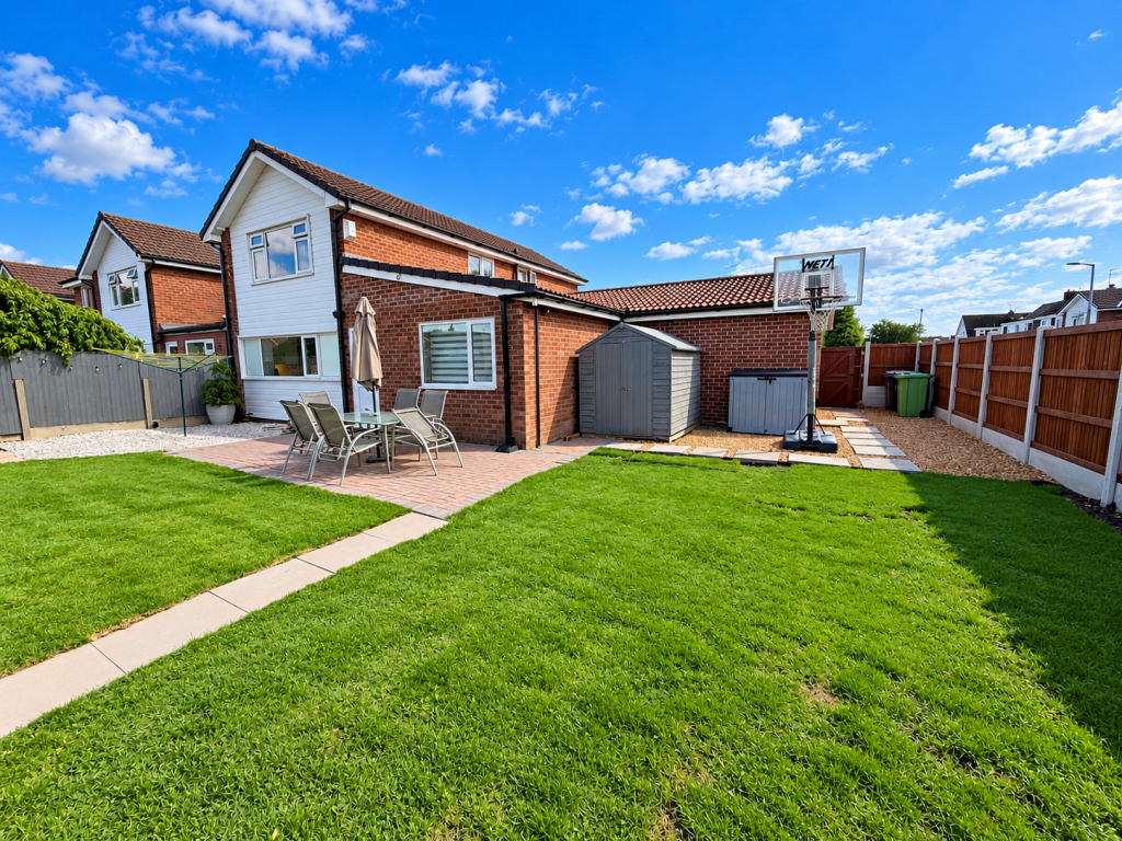House in Stockport, Bramhall Moor - More
