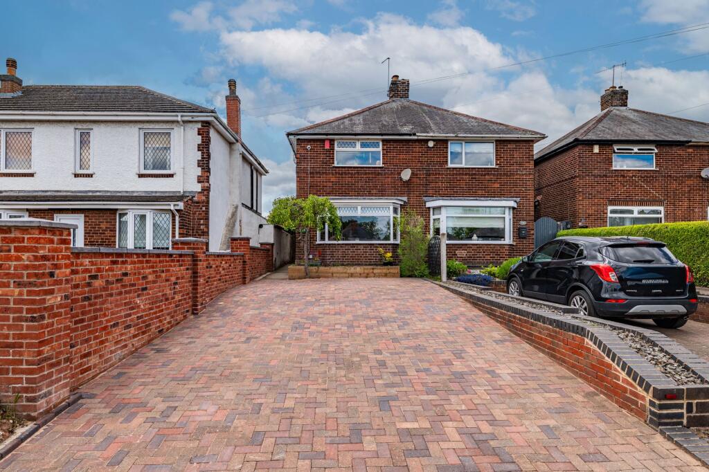 Main image of property: Nottingham Road, Hucknall, NG15