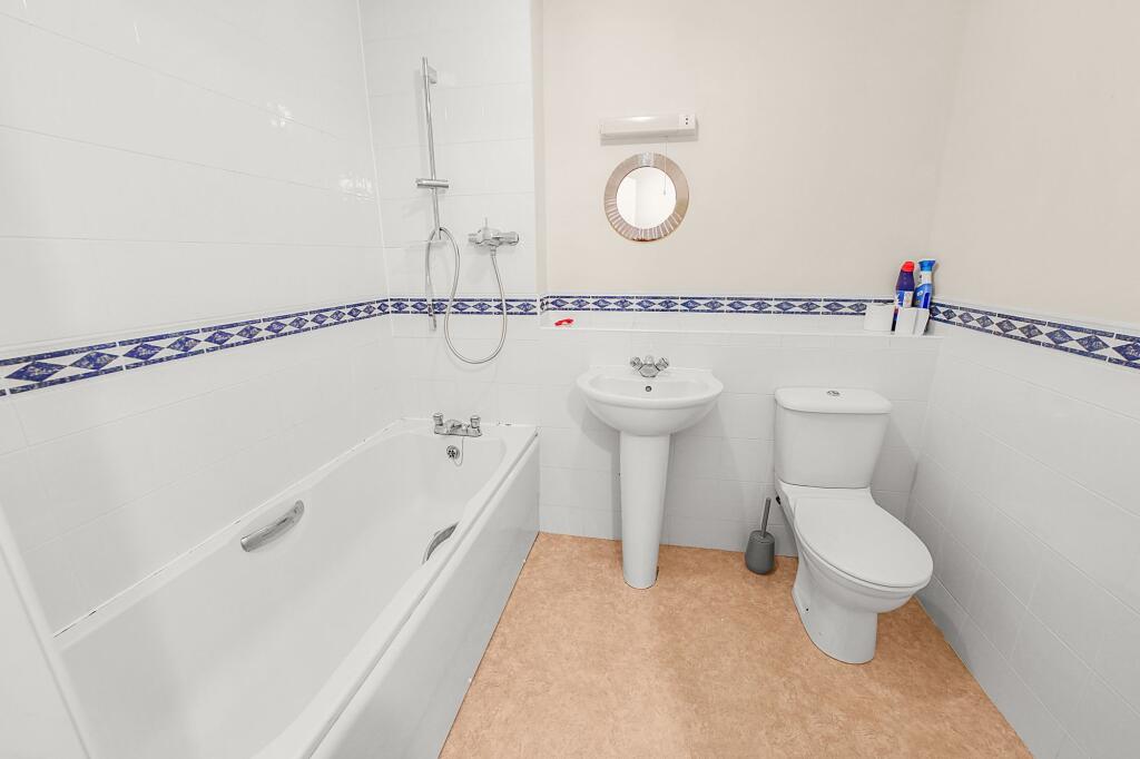 Cavan Drive, Haydock, WA11 photo 4