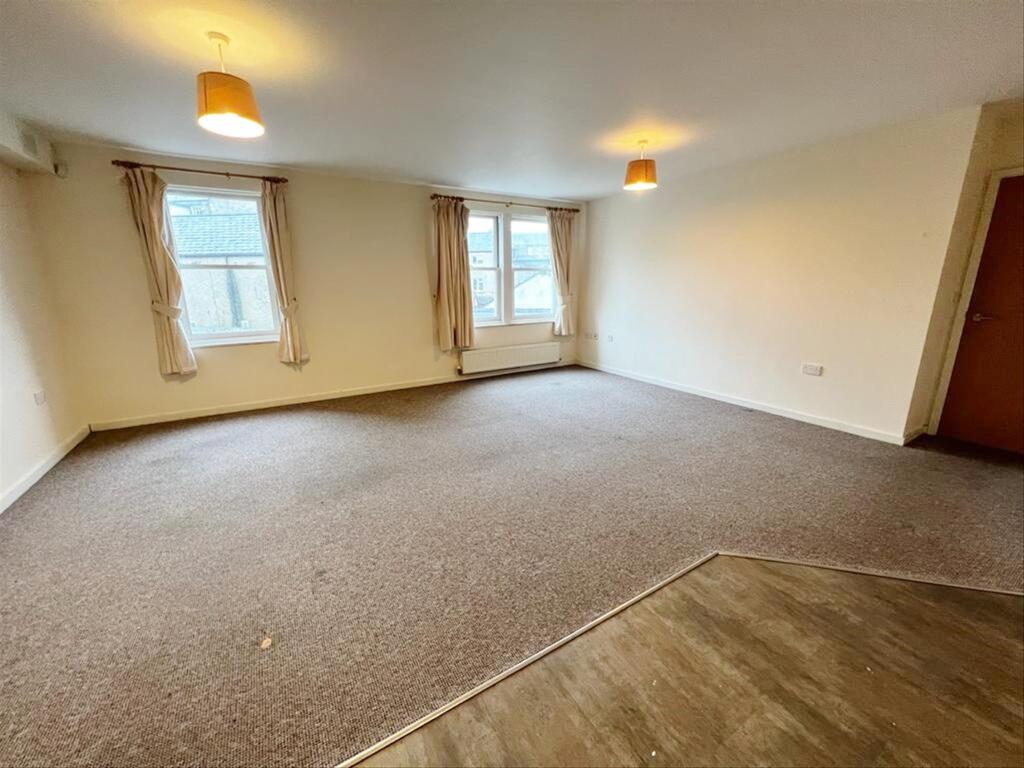 Apartment in Lancaster, Castle and Priory Precinct, Greaves - View 5