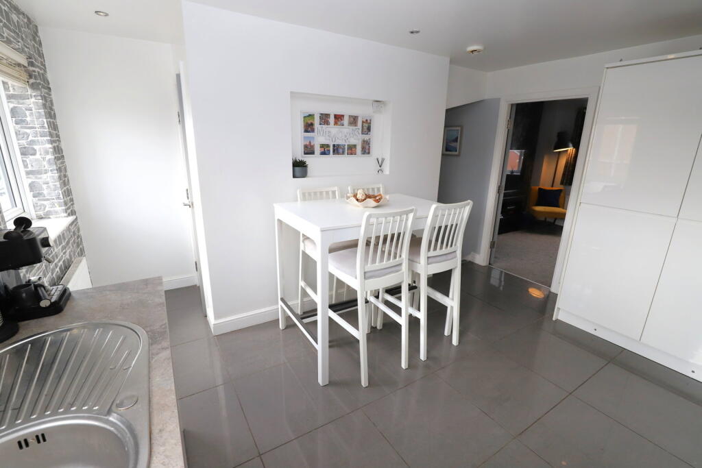 House in Bolton - View 4