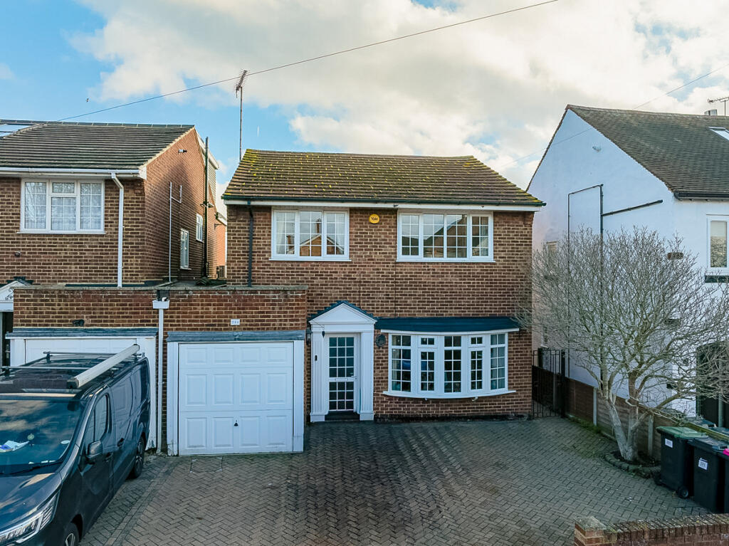 Main image of property: Southbourne Grove, Westcliff-on-sea, SS0