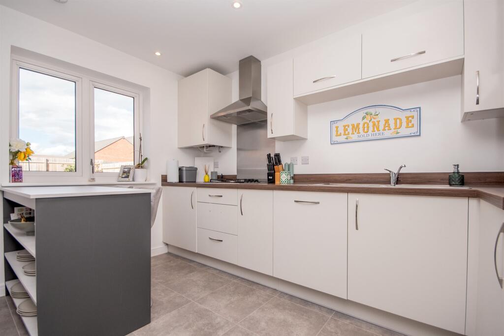House in Northampton - View 5