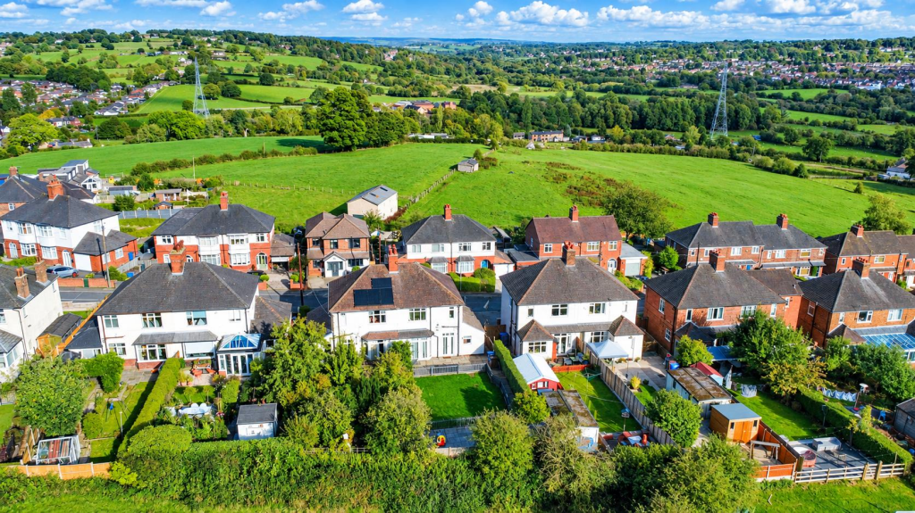 House in Stoke-on-Trent - View 2