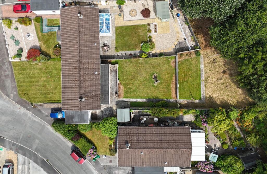 Grenville Drive, Tavistock, PL19 8DP photo 2