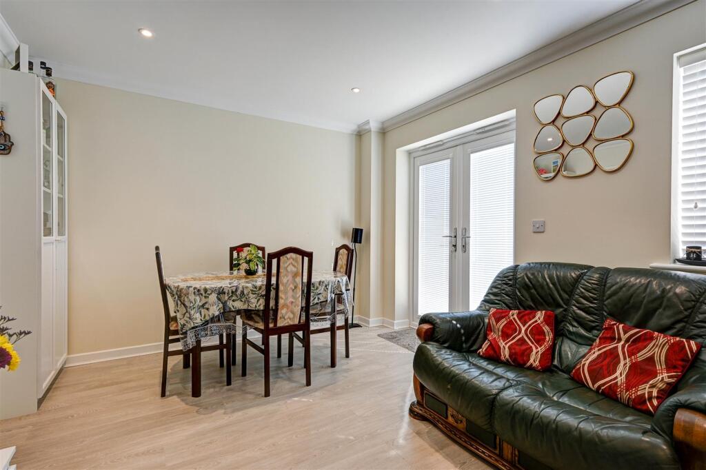 House in Great Yarmouth, Bradwell - View 5