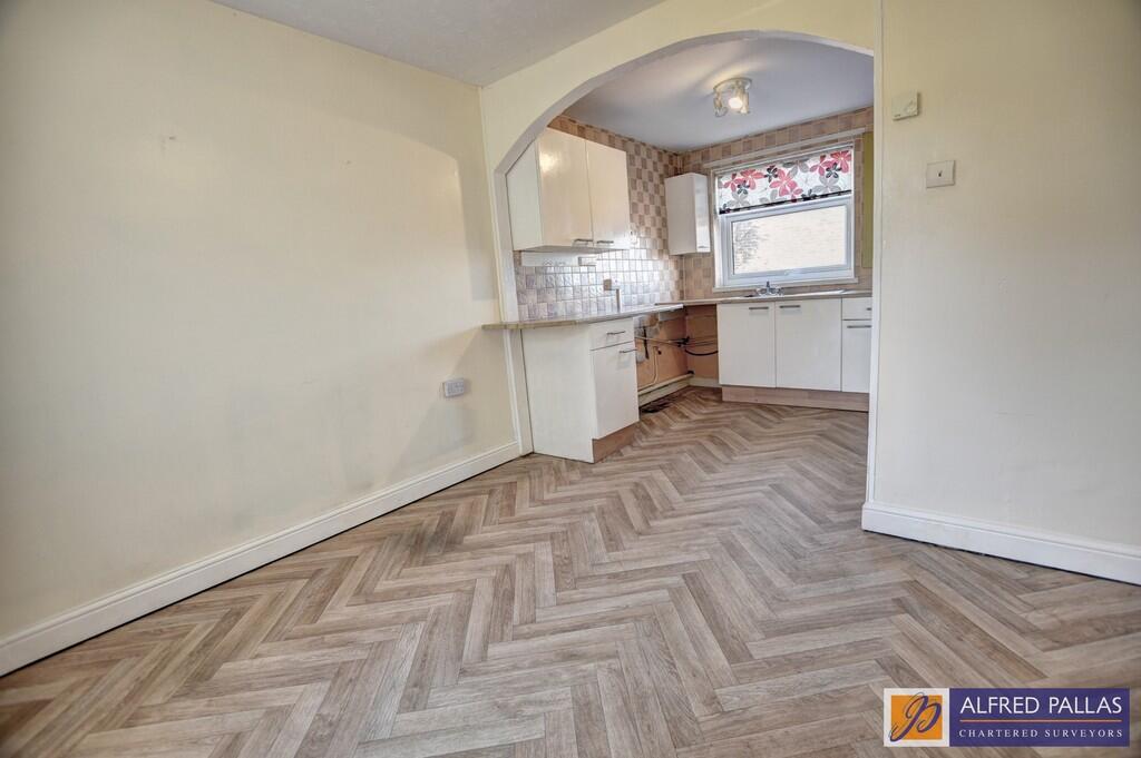 Watford Close, Witherwack photo 5