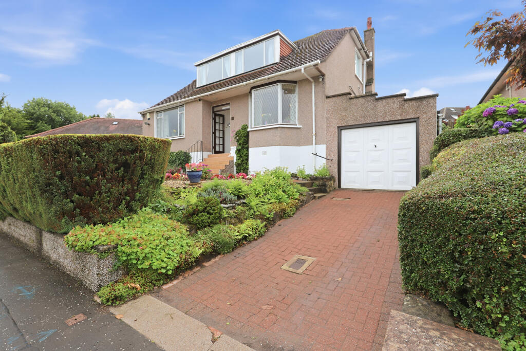 Main image of property: 32 Braemar Crescent, Bearsden, G61