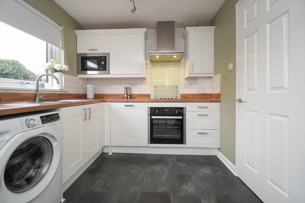 House in Old Kilpatrick, Mountblow - More
