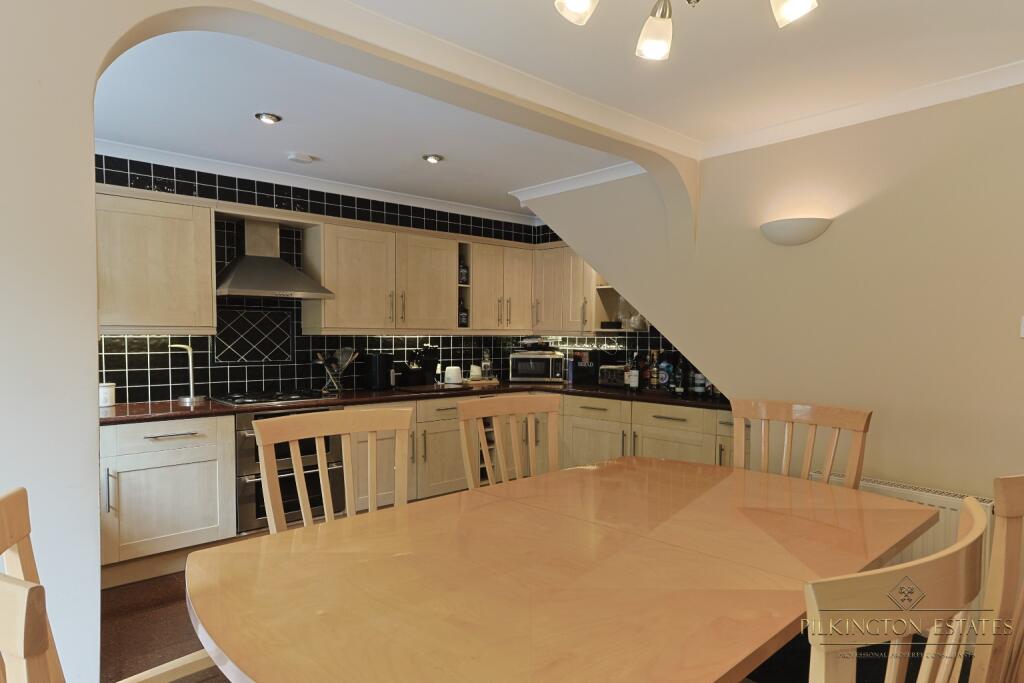 Ivybridge, Devon, PL21 photo 4