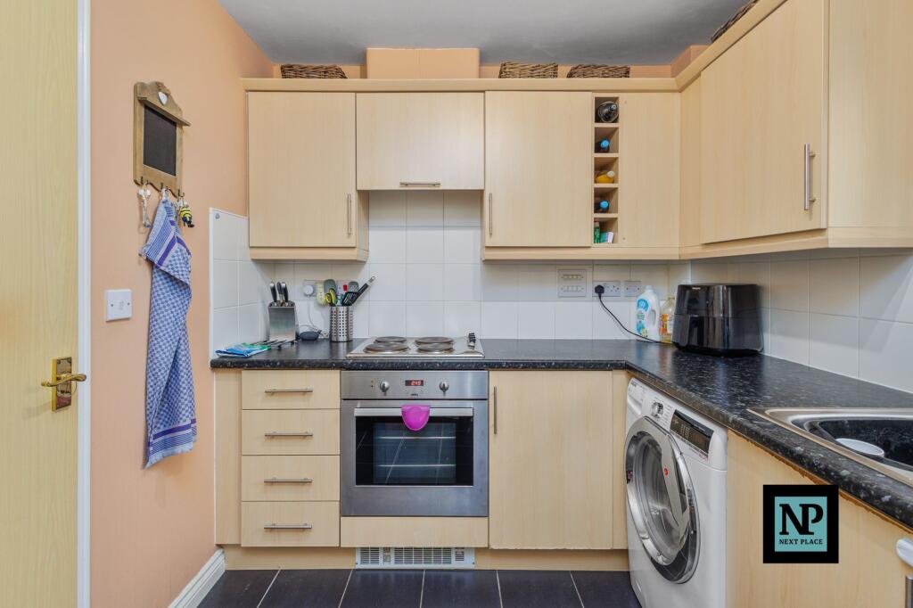 Additional image 8 of Meander Close, Wilnecote, B77