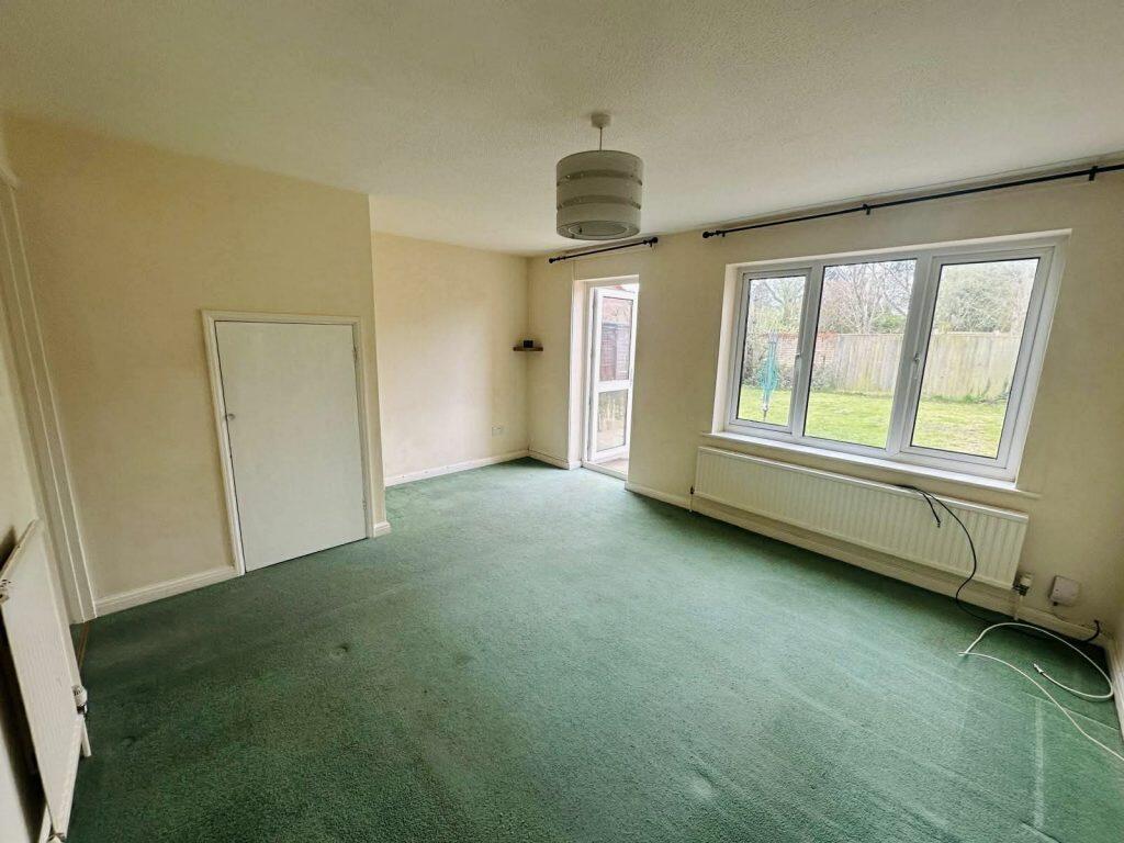 Medway Close, Thatcham - View 4
