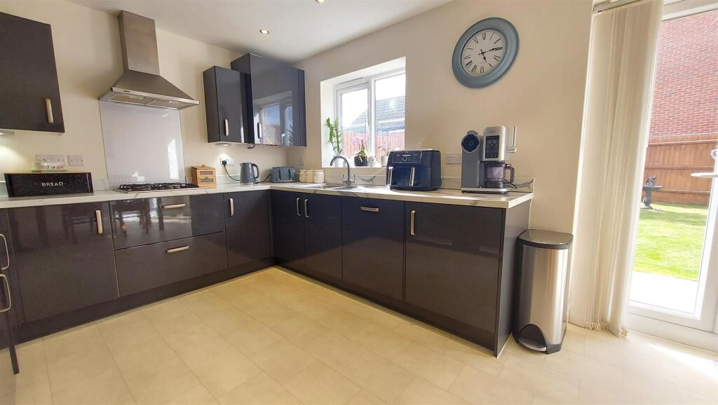 House in Peterborough - View 5