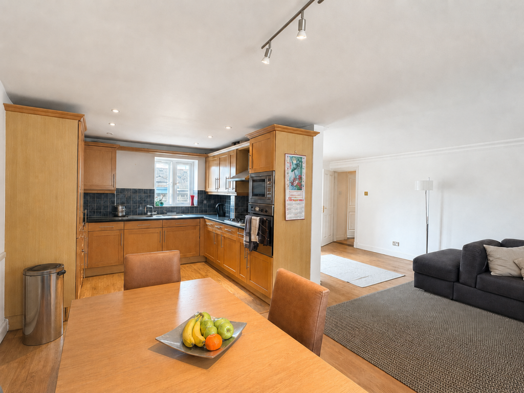 Apartment in London - View 4