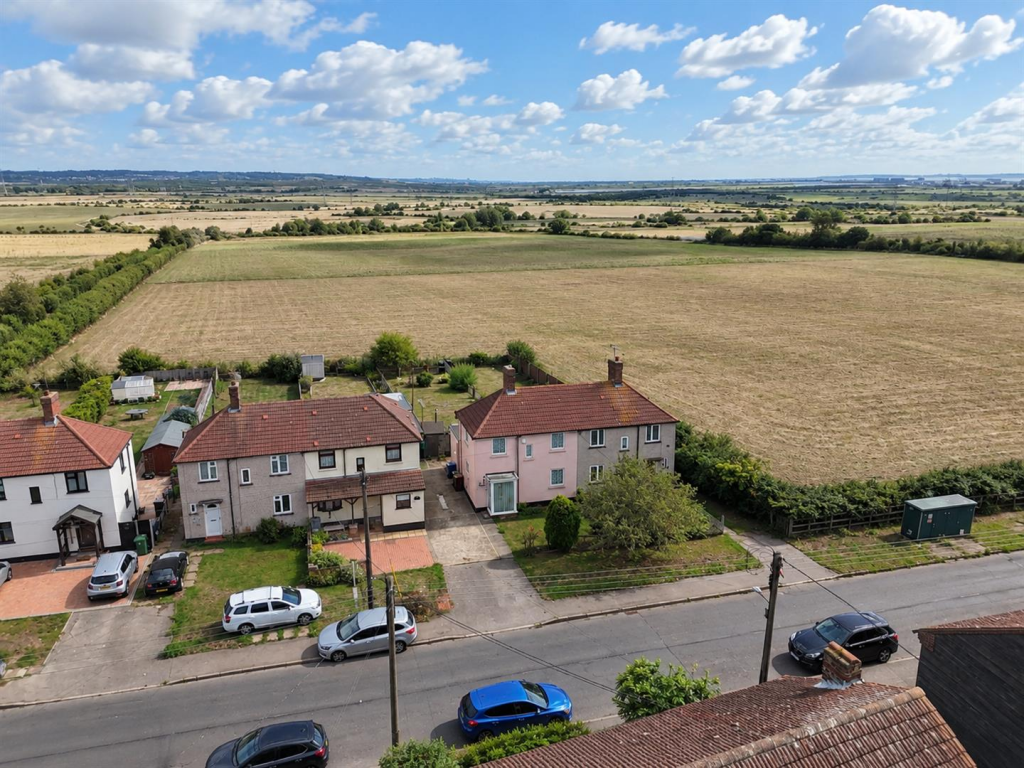 House in Southend-on-Sea - View 2