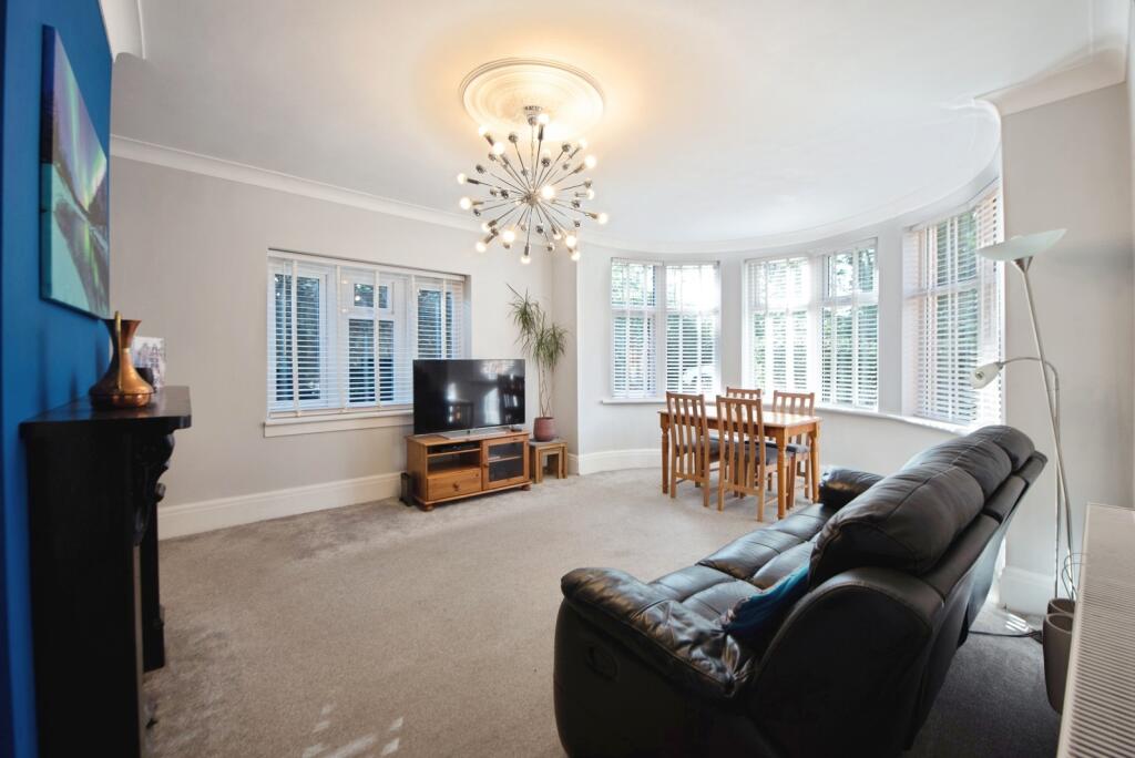 House in Portsmouth - More