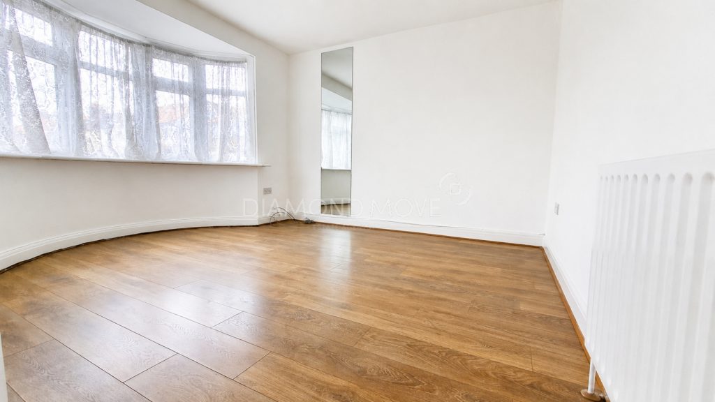 House in London, Beavers, Hounslow West - View 4