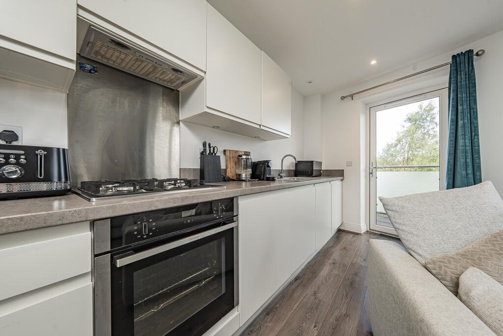 Apartment in London - View 4