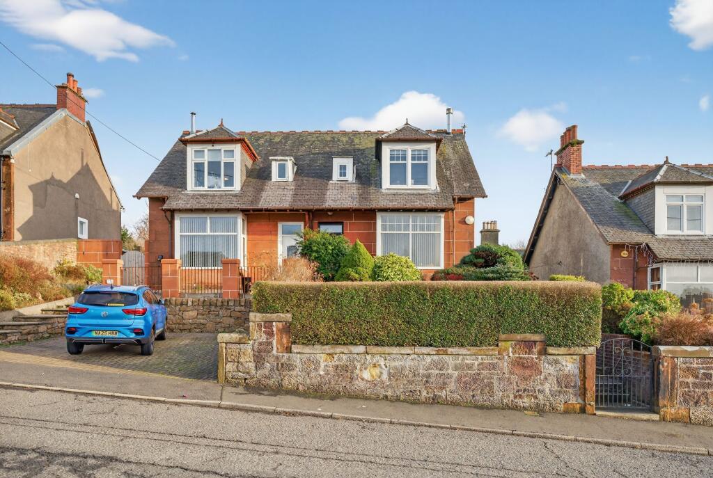 Main image of property: 6 Gardenrose Path, Maybole, KA19 8AG