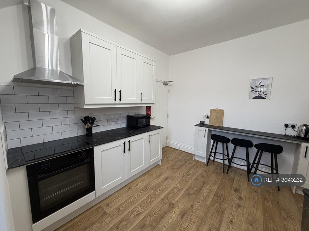 House in Newcastle upon Tyne - View 4