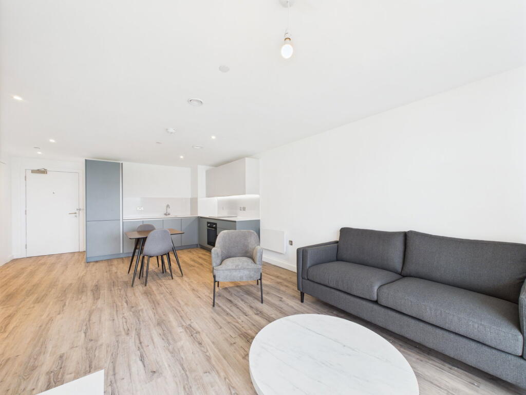 Main image of property: Railings, Block B, Middlewood Locks M5