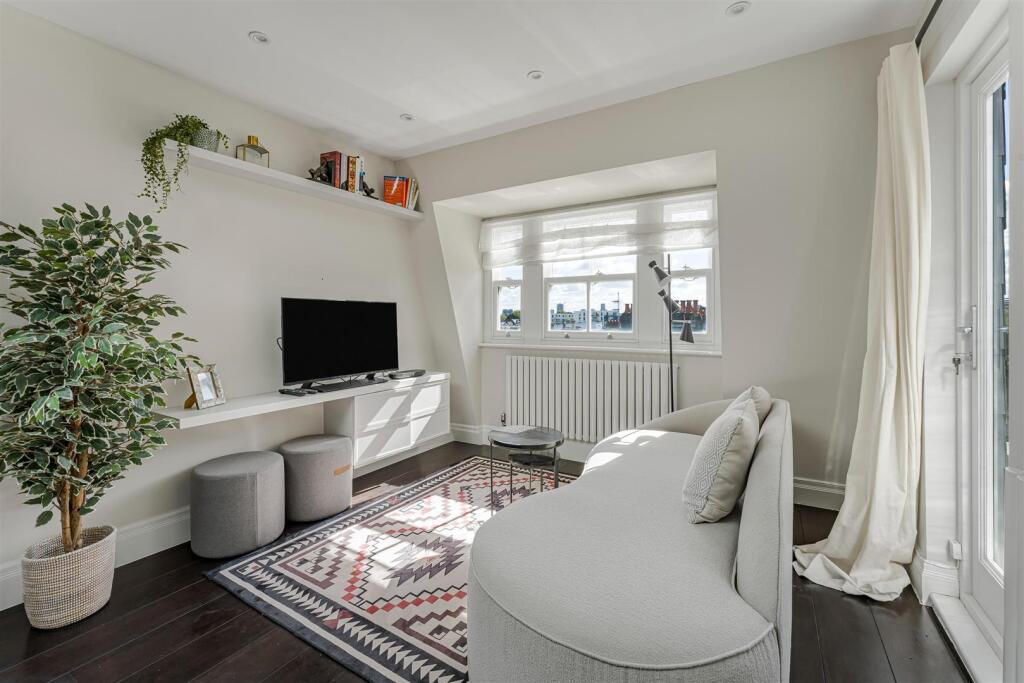 Apartment in London - View 4