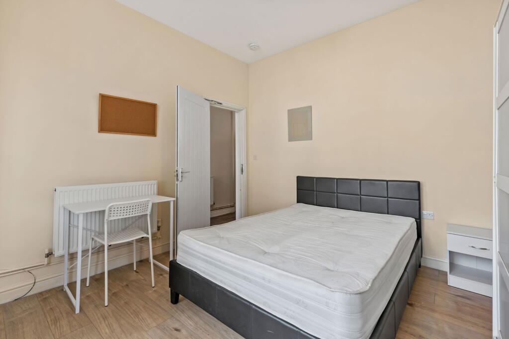 Rhyddings Terrace, Brynmill, Swansea, SA2 0DS photo 4