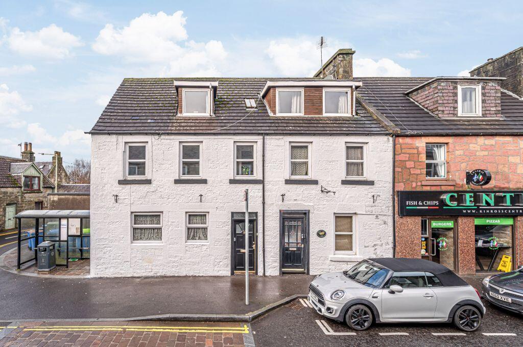 Main image of property: 128 High Street, Kinross, KY13 8DA