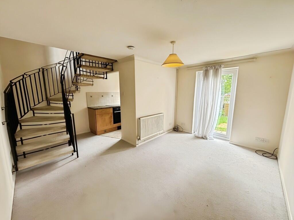 Gainsborough Way, Yeovil photo 4