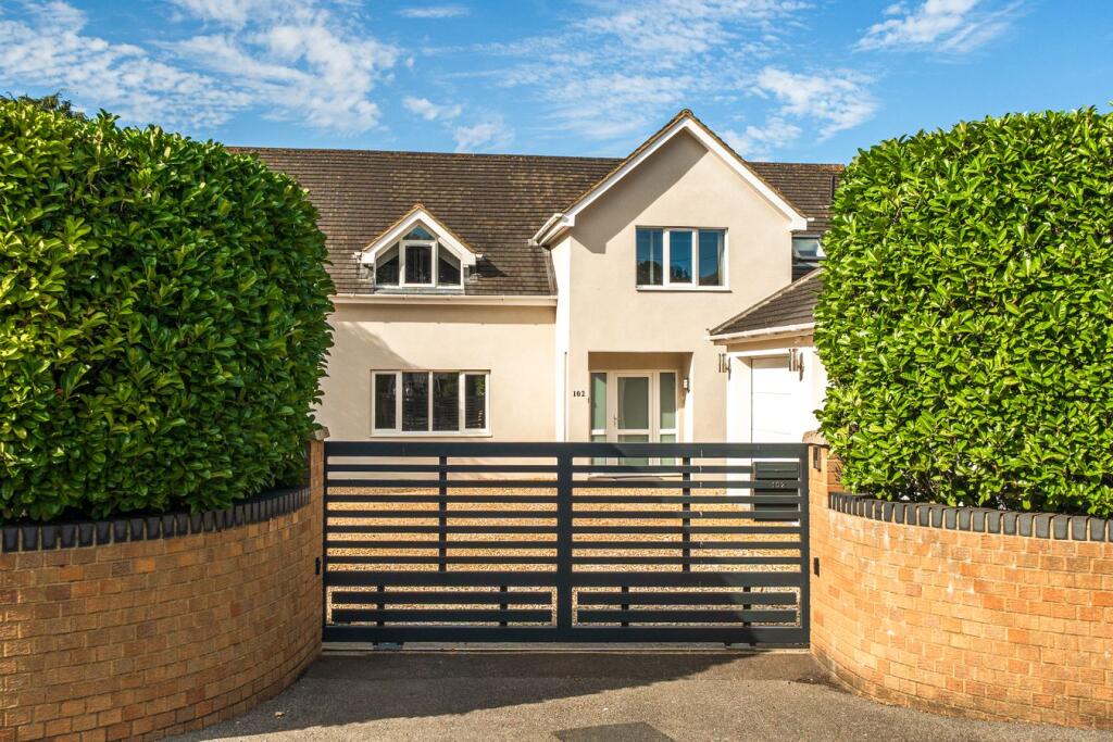 House in Corfe Mullen - View 3