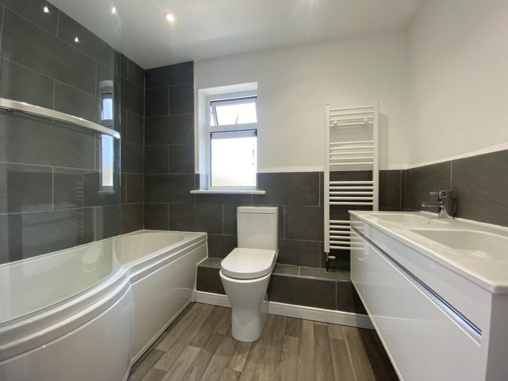 Mascord Road, Banbury, OX16 - View 3