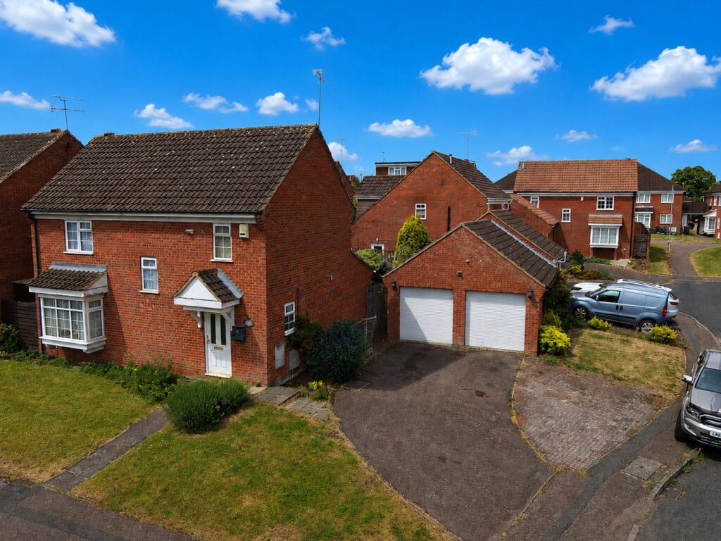Main image of property: Quickswood, Luton, Bedfordshire, LU3
