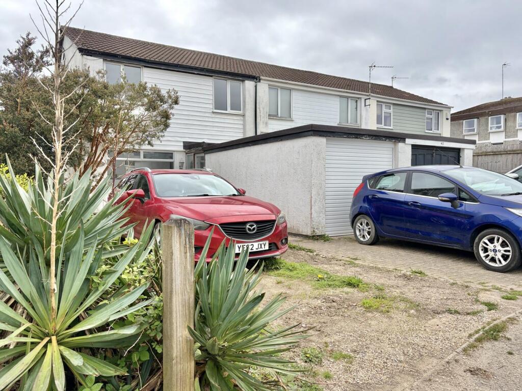 3-bed terraced on Redannick Lane, Truro, £269,950