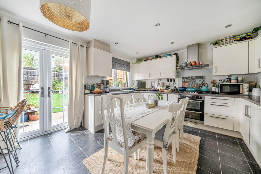 House in Salisbury - View 5