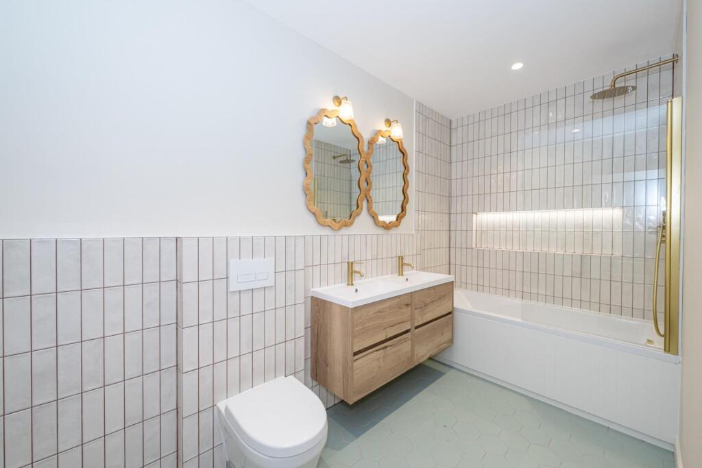 Apartment in London, Kilburn - View 4