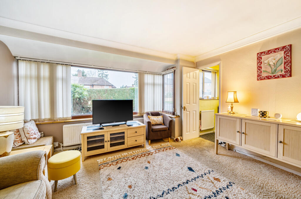 House in Waverley, Heath End, Farnham - View 3