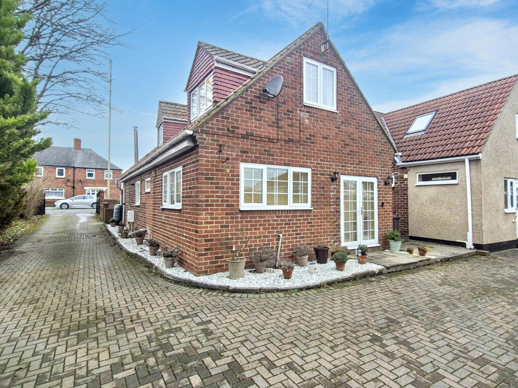 Main image of property: Black Road, Hebburn, Tyne and Wear, NE31 1HY