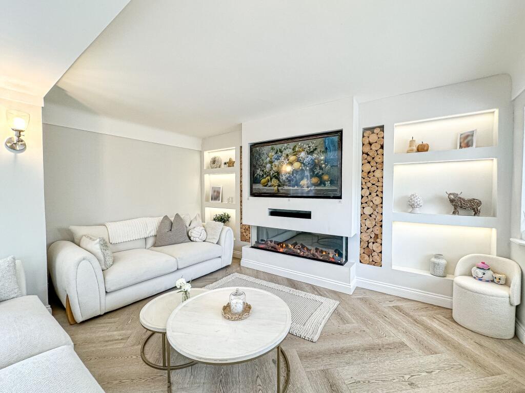 Telegraph Road, Heswall, CH60 - View 2